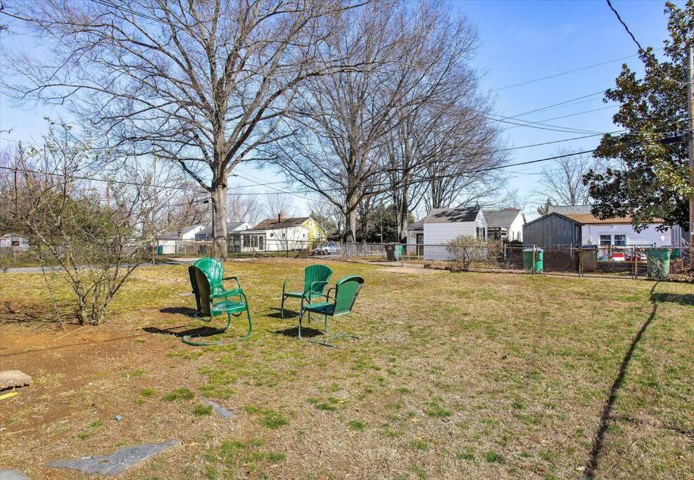 Private House Mins To Maymont Park, Trails & Vcu! Ричмонд Экстерьер фото
